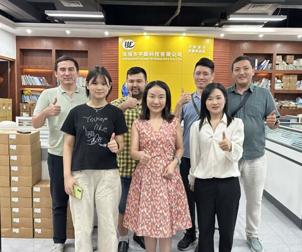 customer visit our company 1